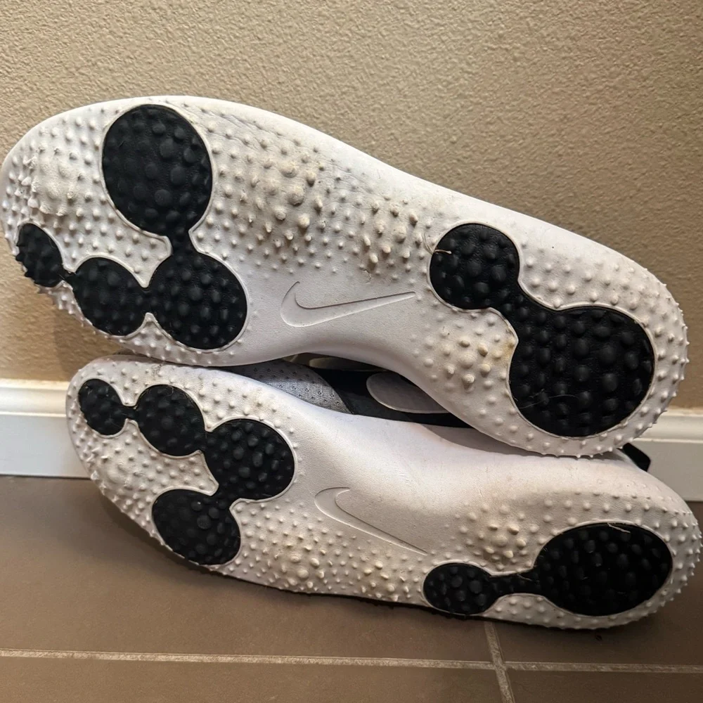 NIKE GOLF Roshe G Pure Platinum Black SZ 10 Men’s Shoe Spikeless Turf Golfing